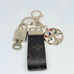Louis Vuitton Lock & Key #305 w/a Monogram Loop & Crystal Tree of Life Keychain